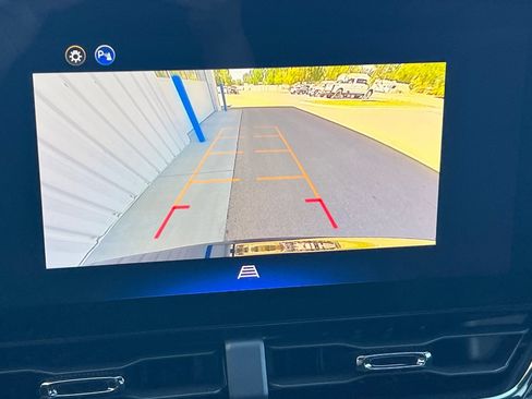 New 2026 Chevrolet Equinox RS AWD/4WD image 17
