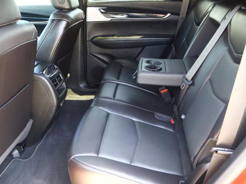 Used 2025 Cadillac XT5 Premium Luxury FWD image 26