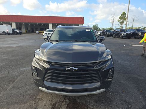 Used 2021 Chevrolet Blazer LT AWD/4WD image 2