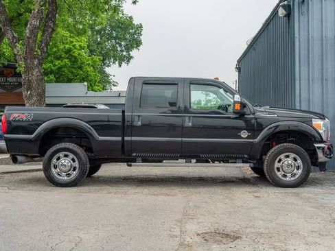 Used 2015 Ford F250 XLT w/ XLT Premium Package AWD/4WD image 7
