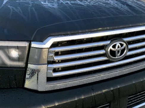 Used 2020 Toyota Sequoia Platinum AWD/4WD image 29