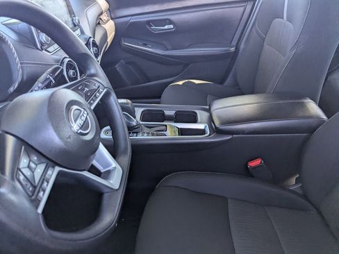 Certified 2025 Nissan Sentra SV image 18