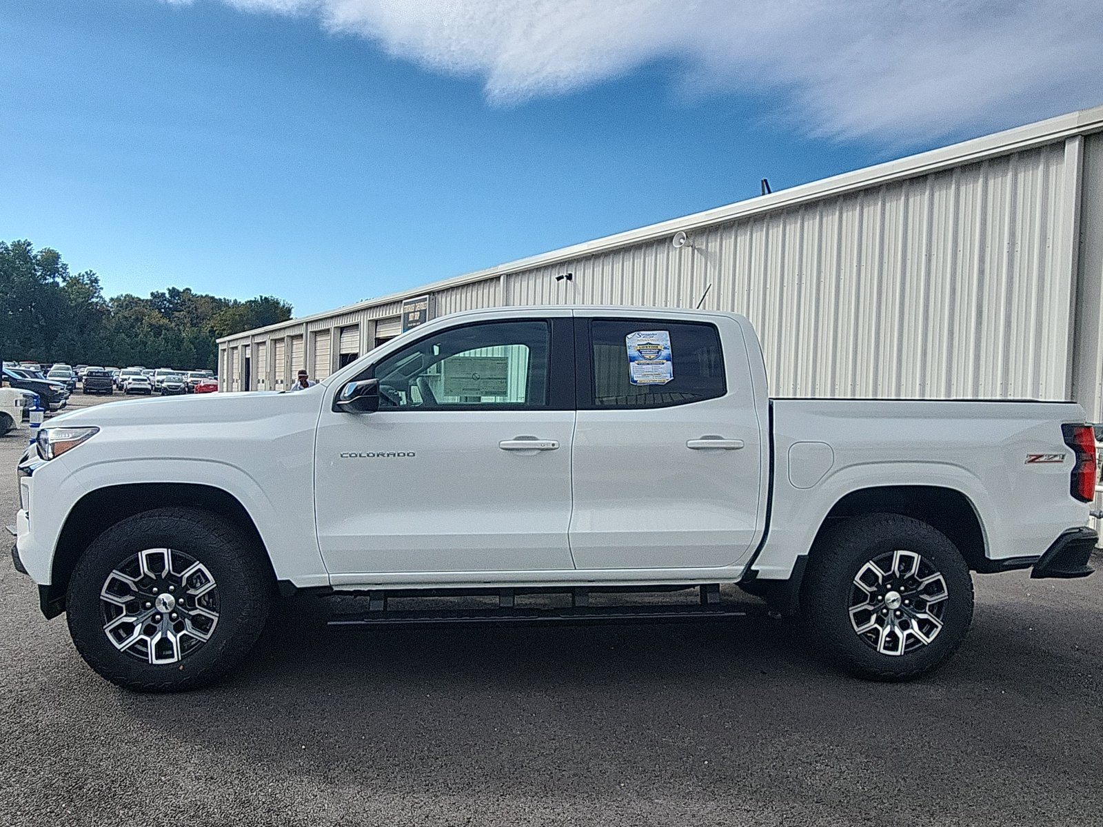 New 2026 Chevrolet Colorado Z71 w/ Z71 Convenience Package 2 AWD/4WD image 2