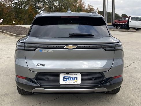 New 2026 Chevrolet Equinox EV LT image 4