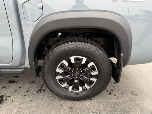 Used 2023 Nissan Frontier PRO-4X w/ Pro Convenience Package image 5