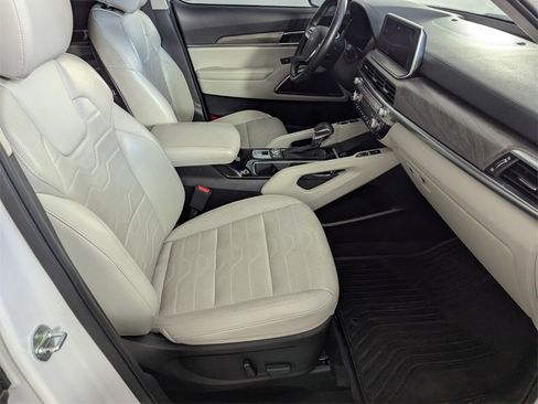 Used 2022 Kia Telluride SX w/ SX Prestige Package image 37