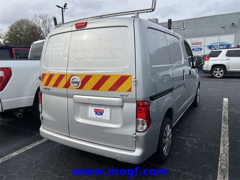 Used 2019 Nissan NV200 SV w/ Navigation Package image 3