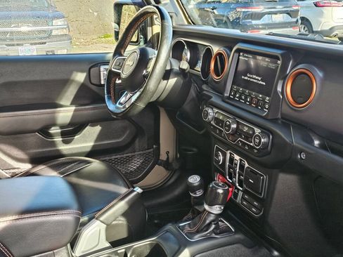 Used 2020 Jeep Gladiator Mojave image 11