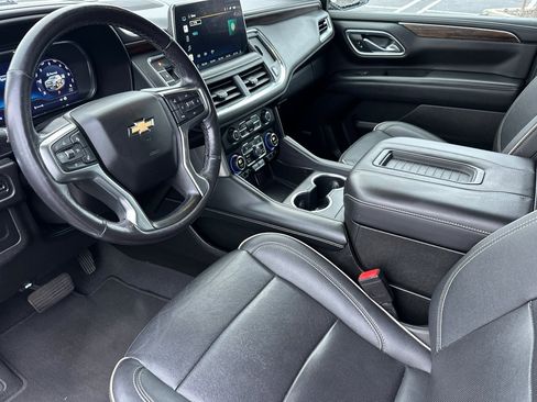 Used 2022 Chevrolet Suburban Premier image 10