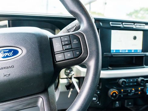 Used 2024 Ford F250 XL w/ XL Driver Assist Package AWD/4WD image 15