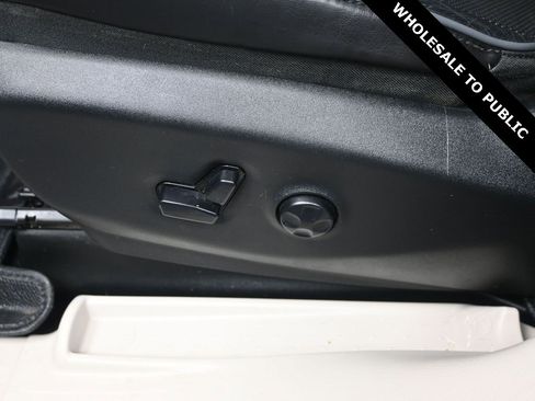 Used 2018 Chrysler Pacifica Limited w/ Advanced Safetytec Group image 13