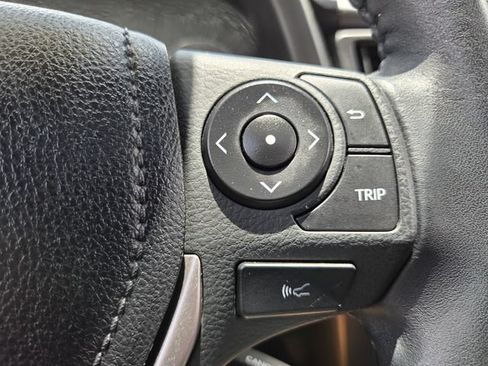Used 2018 Toyota RAV4 SE w/ Power Extra Value Package AWD/4WD image 21