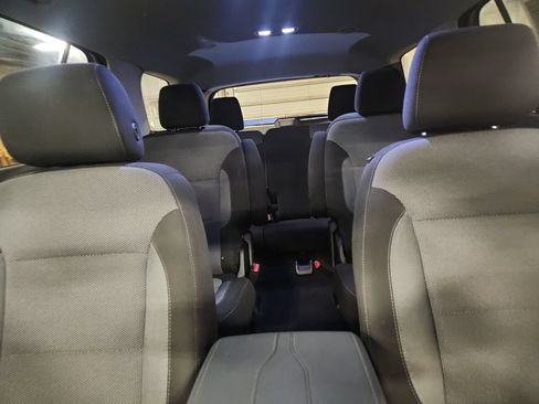 Used 2019 Chevrolet Traverse LT w/ LPO, Floor Liner Package AWD/4WD image 34