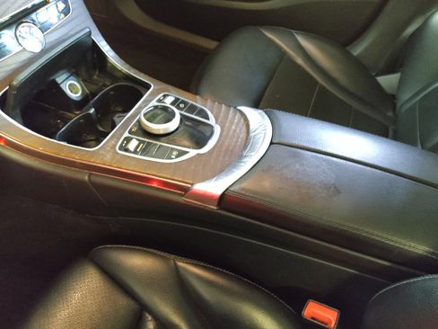 Used 2017 Mercedes-Benz C 300 4MATIC Sedan image 26