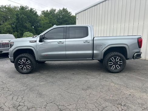 Used 2026 GMC Sierra 1500 AT4 w/ AT4 Premium Package AWD/4WD image 9