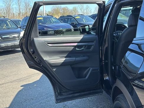 Used 2026 Honda CR-V Sport-L image 28