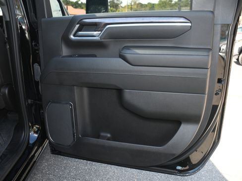 Used 2025 Chevrolet Silverado 2500 LTZ image 20