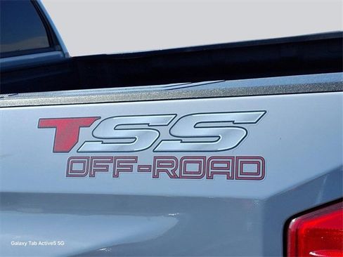 Used 2020 Toyota Tundra SR5 w/ SR5 Upgrade Package image 10