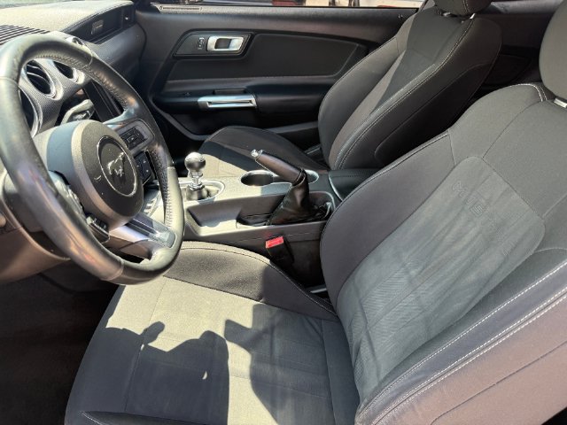 Used 2018 Ford Mustang GT w/ Black Accent Pkg RWD image 11