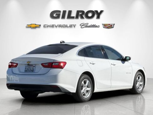 Used 2018 Chevrolet Malibu LS FWD image 3