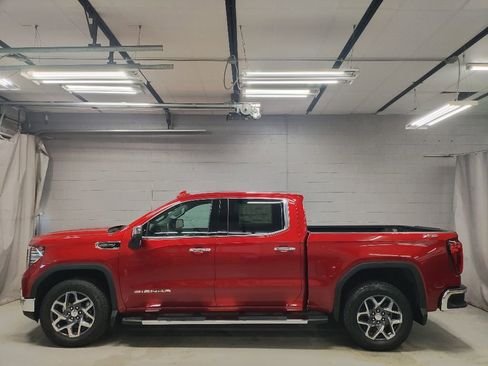New 2026 GMC Sierra 1500 SLT AWD/4WD image 15