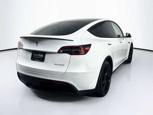 Used 2021 Tesla Model Y Performance AWD/4WD image 9