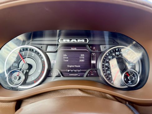 Used 2022 RAM 3500 Laramie image 17