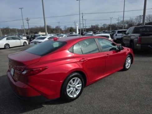 Certified 2025 Toyota Camry LE image 4