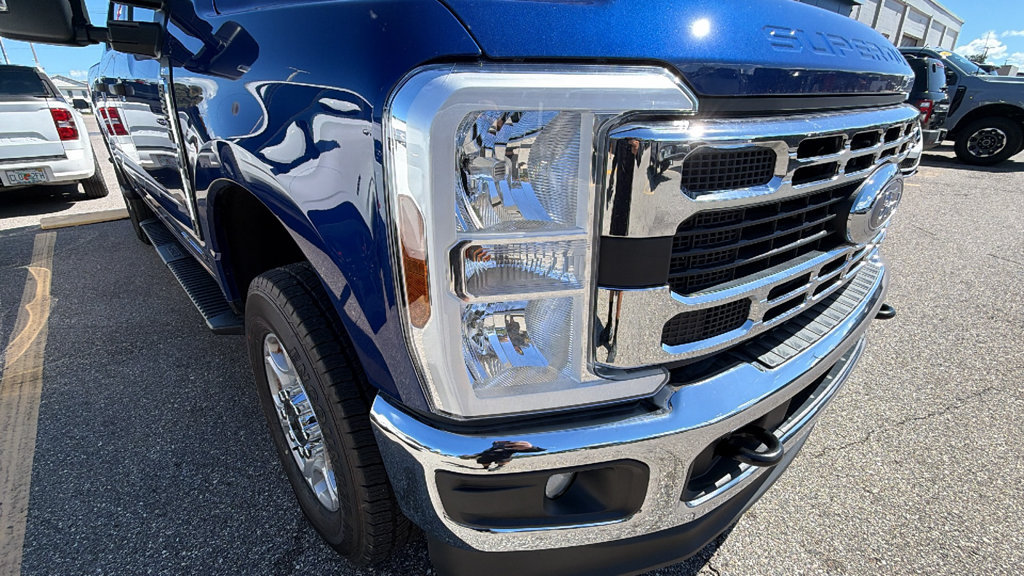 Used 2026 Ford F250 XLT AWD/4WD image 4
