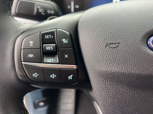 Used 2025 Ford Maverick Lobo image 13