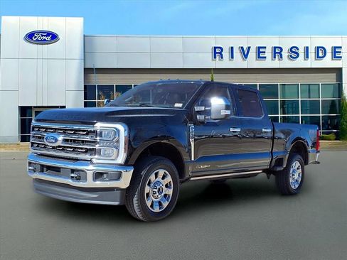 Used 2024 Ford F250 King Ranch w/ Chrome Package image 3
