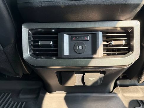 Used 2024 Ford F250 Platinum AWD/4WD image 36