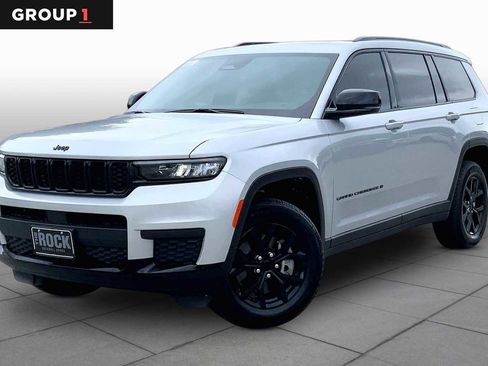 Used 2025 Jeep Grand Cherokee L Altitude AWD/4WD image 1