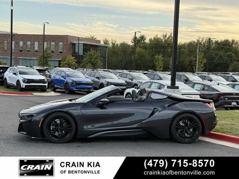 Used 2019 BMW i8 Roadster image 5