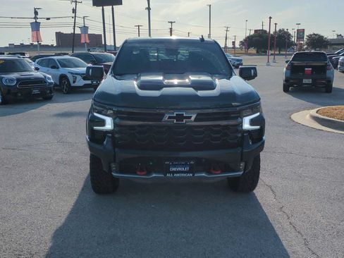 Used 2026 Chevrolet Silverado 1500 ZR2 AWD/4WD image 3
