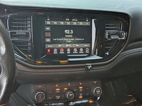 Used 2022 Dodge Durango GT image 13