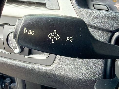 Used 2014 BMW 320i xDrive Sedan image 34