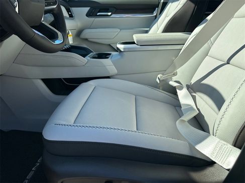 New 2026 GMC Terrain Denali image 10