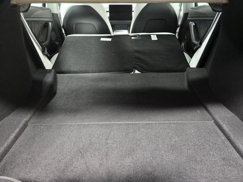 Used 2023 Tesla Model 3 Performance image 41