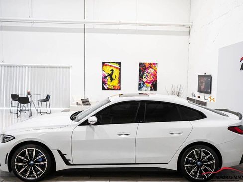 Used 2022 BMW i4 eDrive40 w/ M Sport Package image 15