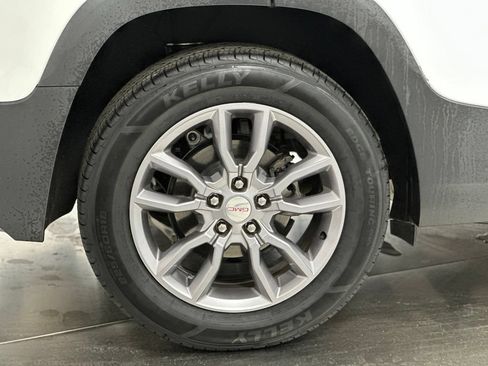 Certified 2022 GMC Terrain SLT FWD image 23