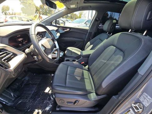 Used 2023 Audi Q4 e-tron Prestige AWD/4WD image 25