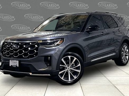 Certified 2025 Ford Explorer Platinum w/ Ultimate Package AWD/4WD image 3