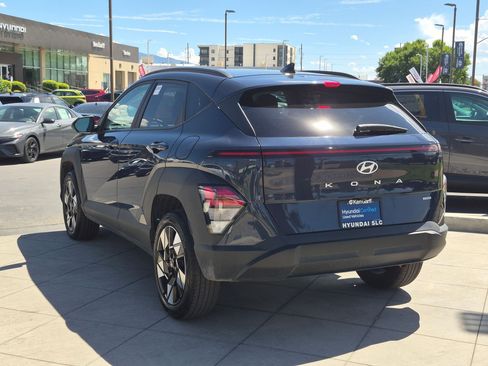 Certified 2025 Hyundai Kona SEL AWD/4WD image 7