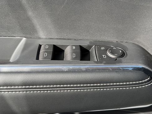 New 2025 GMC Acadia Elevation AWD/4WD image 22