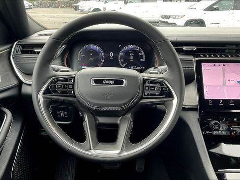 New 2025 Jeep Grand Cherokee Overland w/ Luxury Tech Group IV image 17