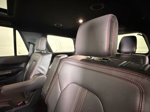 Used 2023 Ford Expedition Limited AWD/4WD image 30