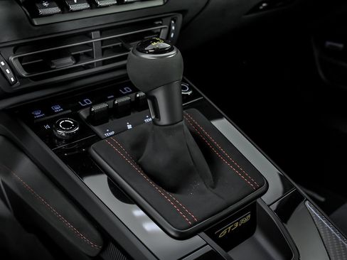 Used 2024 Porsche 911 GT3 RS RWD image 40