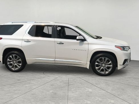 Certified 2018 Chevrolet Traverse Premier w/ LPO, Floor Liner Package AWD/4WD image 4