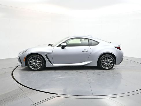 Used 2025 Subaru BRZ Premium image 4